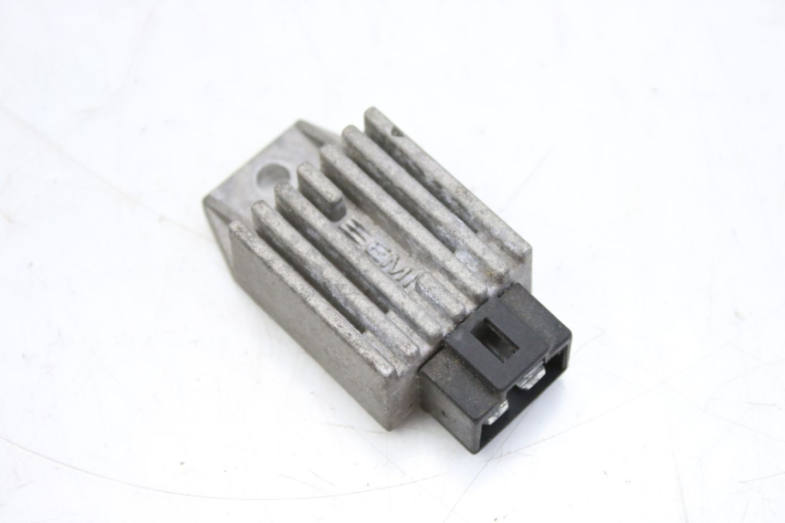 photo de REGOLATORE DI CARICA PEUGEOT LUDIX 50 (2008 - 2017) - Vista principale