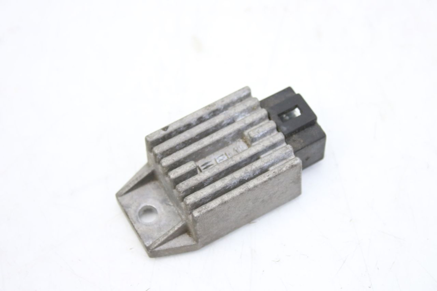 photo de REGOLATORE DI CARICA PEUGEOT LUDIX 50 (2008 - 2017) - Dettaglio del componente