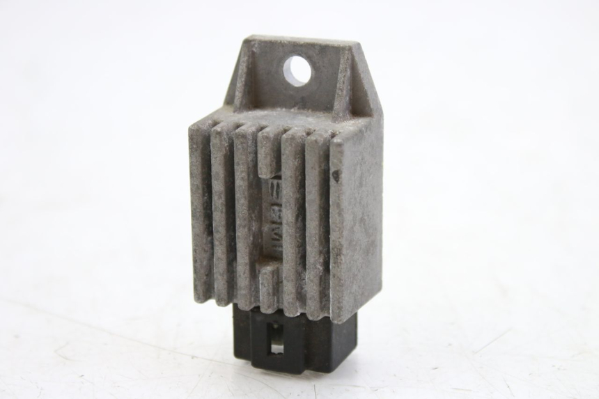 photo de REGOLATORE DI CARICA PEUGEOT LUDIX 50 (2008 - 2017) - Altra angolazione