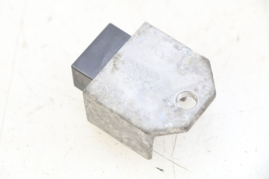 photo de REGOLATORE DI CARICA PEUGEOT LUDIX 50 (2005 - 2007) - Dettaglio del componente
