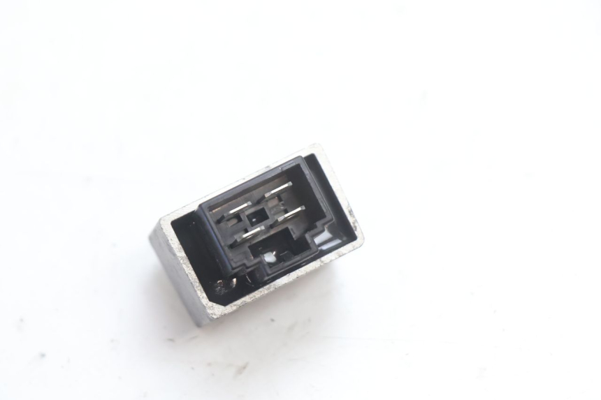 photo de REGOLATORE DI CARICA PEUGEOT LUDIX 50 (2008 - 2017) - Altra angolazione