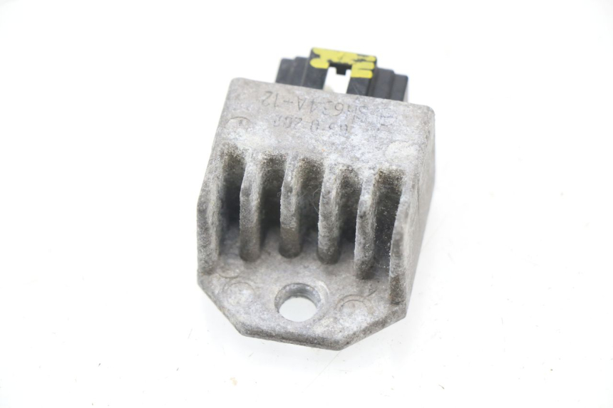 photo de Regolatore di carica PEUGEOT LUDIX ONE 50 (2005 - 2008) - Vista principale