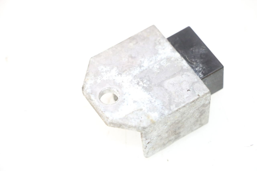 photo de Regolatore di carica PEUGEOT LUDIX ONE 50 (2004 - 2006) - Zoom sullo stato d'uso