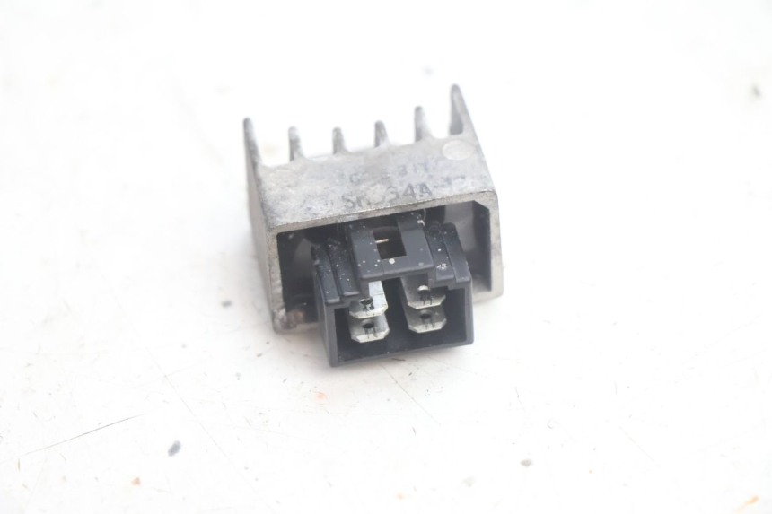 photo de Regolatore di carica PEUGEOT LUDIX PRO 2T 50 (2010 - 2017) - Zoom sullo stato d'uso