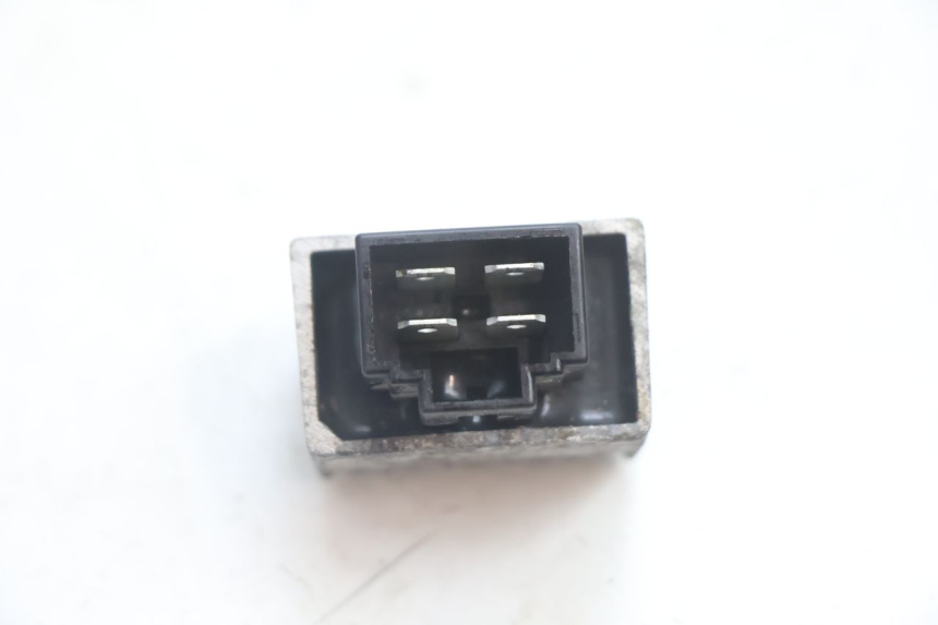 photo de REGOLATORE DI CARICA PEUGEOT LUDIX SNAKE 2T 50 (2004 - 2014) - Zoom sullo stato d'uso