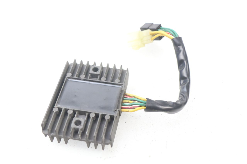 photo de Regolatore di carica DUCATI M796 MONSTER 796 (2010 - 2014) - Dettaglio del componente