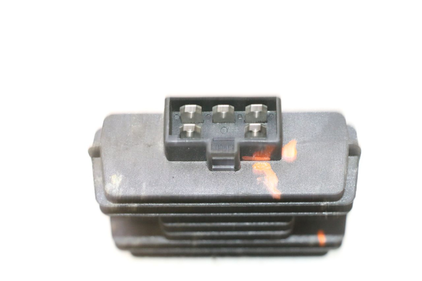 photo de REGOLATORE KEEWAY MATRIX RX9 125 (2006 - 2007) - Zoom sullo stato d'uso