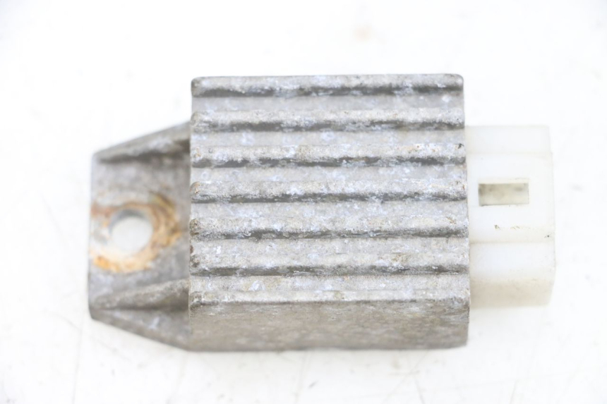 photo de Regolatore di carica SYM MIO 50 (2005 - 2010) - Vista principale