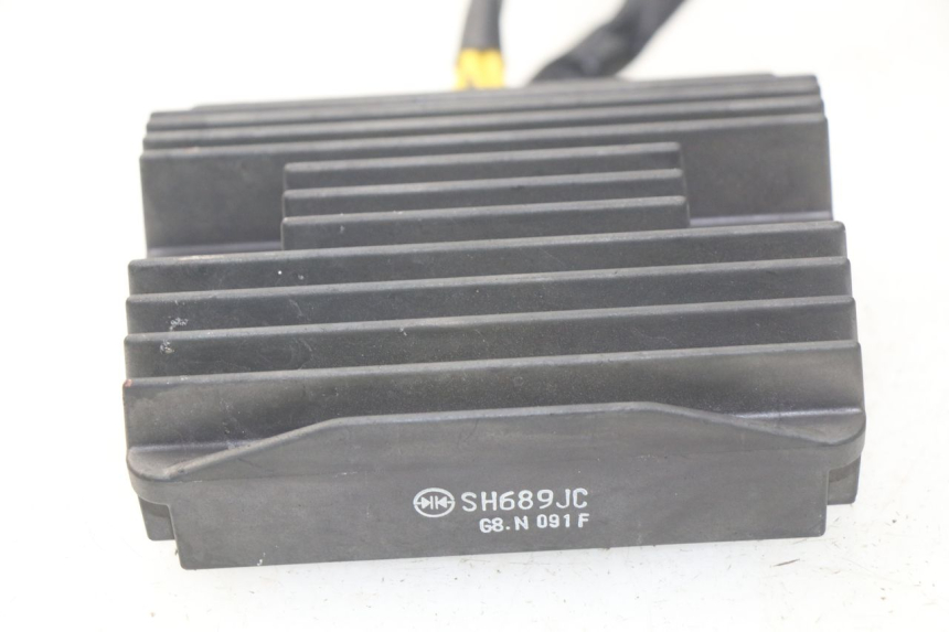 photo de Regolatore di carica PIAGGIO MP3 HPE 500 (2019 - 2022) - Dettaglio del componente