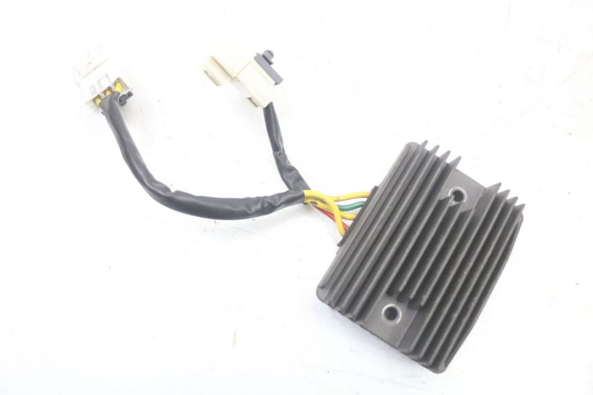 photo de REGOLATORE PIAGGIO MP3 HPE 350 (2018 - 2020) - Dettaglio del componente