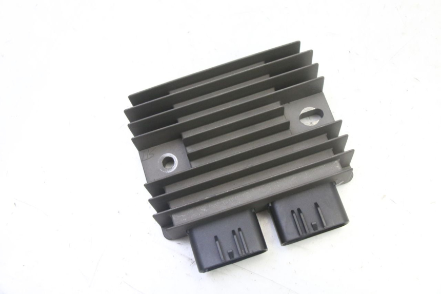 photo de REGOLATORE PIAGGIO MP3 HPE 310 (2024 - 2025) - Vista principale