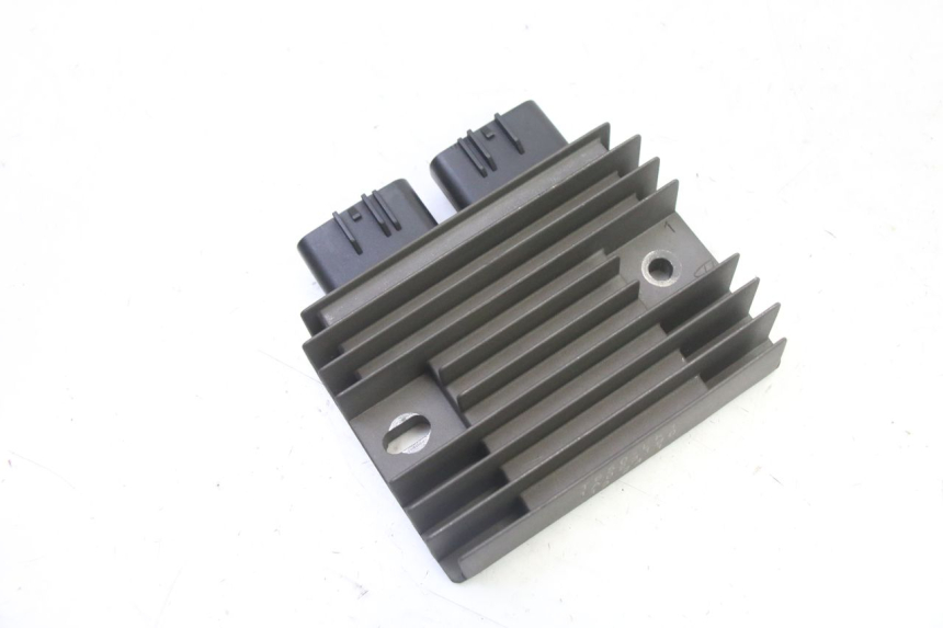 photo de REGOLATORE PIAGGIO MP3 HPE 310 (2024 - 2025) - Dettaglio del componente