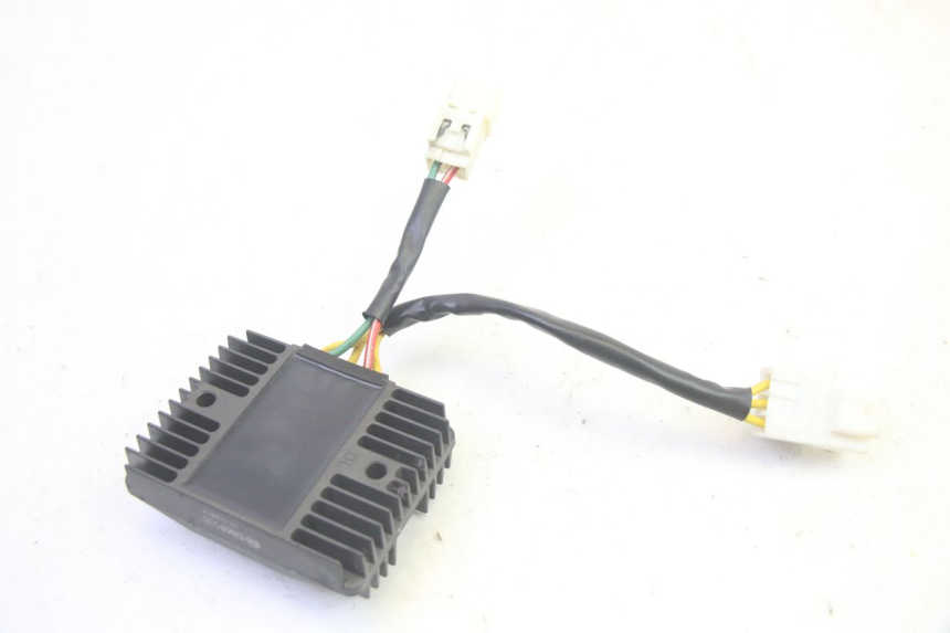 photo de REGOLATORE PIAGGIO MP3 HPE 350 (2018 - 2020) - Primo piano tecnico