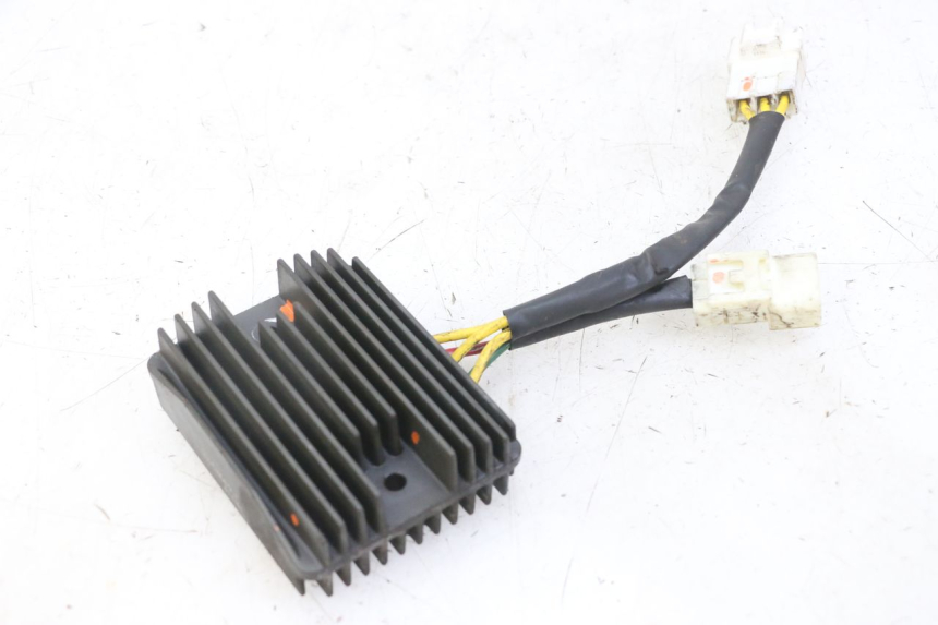 photo de REGOLATORE DI CARICA PIAGGIO MP3 LT 300 (2010 - 2016) - Vista principale