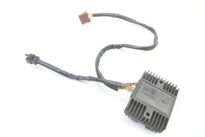 photo de REGOLATORE DI CARICA PIAGGIO MP3 500 (2011 - 2015) - Altra angolazione
