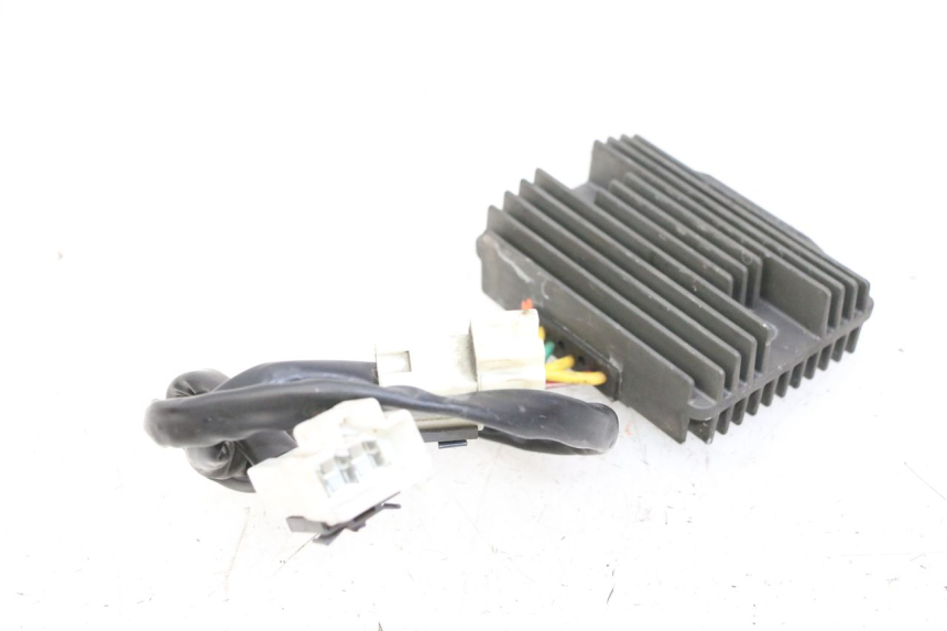 photo de REGOLATORE DI CARICA PIAGGIO MP3 500 (2014 - 2017) - Vista principale