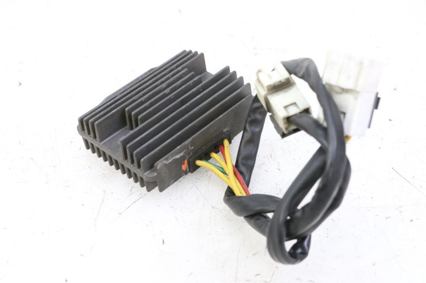 photo de REGOLATORE DI CARICA PIAGGIO MP3 500 (2014 - 2017) - Dettaglio del componente