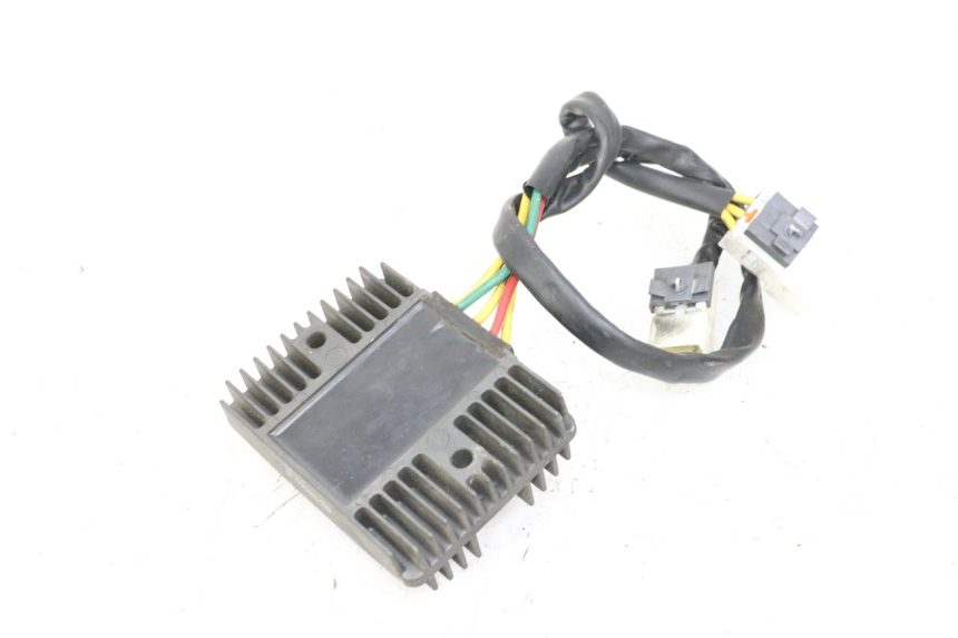 photo de REGOLATORE DI CARICA PIAGGIO MP3 500 (2014 - 2017) - Vista d'insieme del prodotto