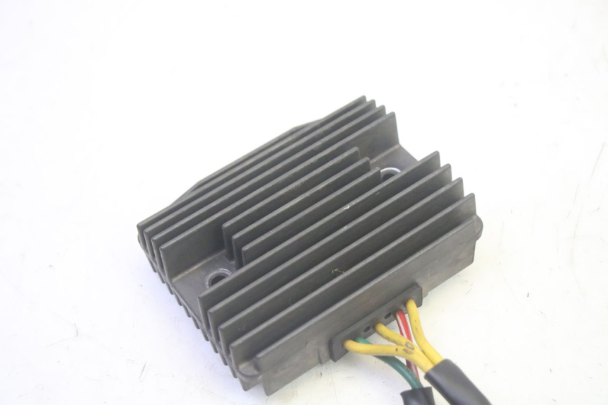 photo de REGOLATORE PIAGGIO MP3 500 (2016 - 2018) - Altra angolazione