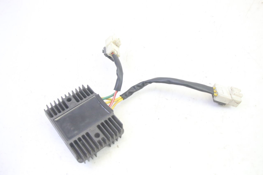 photo de REGOLATORE PIAGGIO MP3 500 (2016 - 2018) - Primo piano tecnico