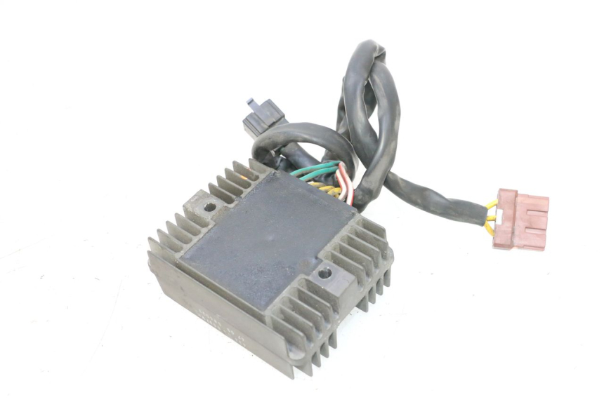 photo de REGOLATORE DI CARICA PIAGGIO MP3 RL 250 (2006 - 2010) - Vista d'insieme del prodotto
