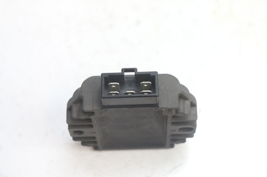 photo de REGOLATORE DI CARICA PIAGGIO MP3 125 (2006 - 2014) - Zoom sullo stato d'uso