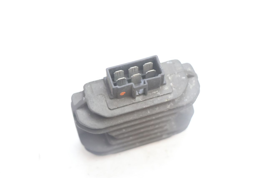 photo de REGOLATORE DI CARICA PIAGGIO MP3 125 (2006 - 2014) - Zoom sullo stato d'uso