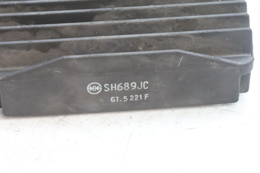 photo de REGOLATORE PIAGGIO MP3 500 (2016 - 2018) - Zoom sullo stato d'uso