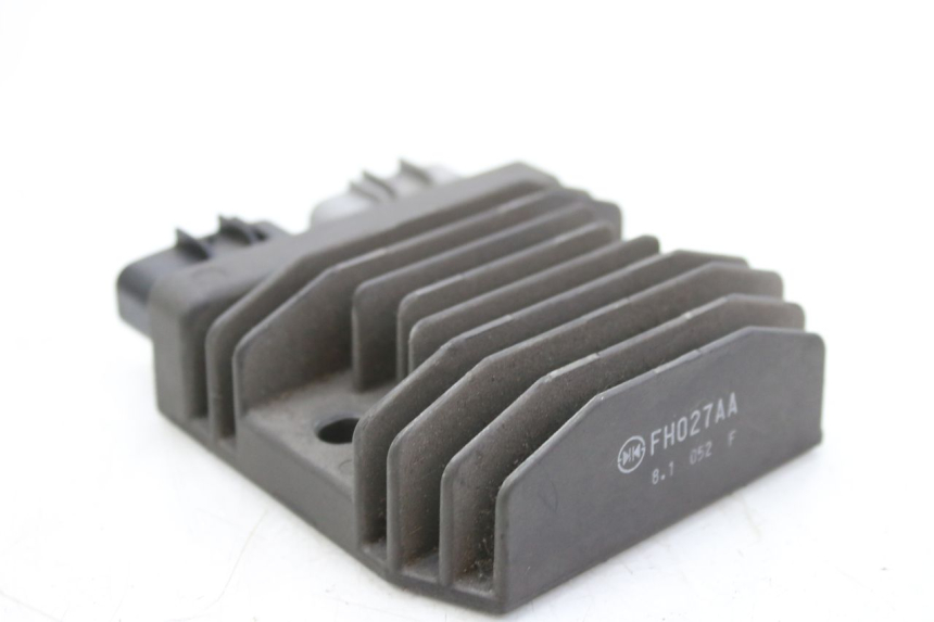 photo de REGOLATORE DI CARICA YAMAHA MT-07 MT07 700 (2018 - 2020) - Vista principale