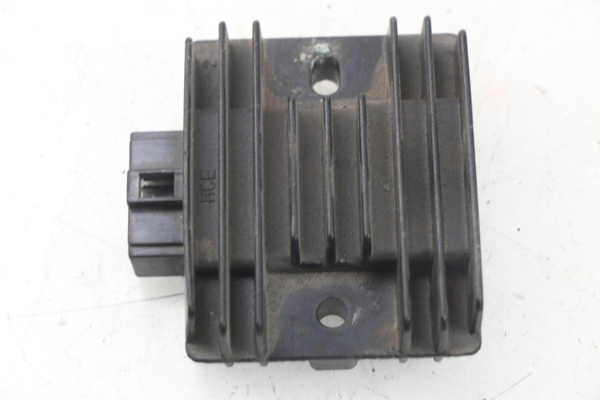 photo de Regolatore di carica MBK MW TRYPTIK 125 (2017 - 2022) - Vista principale