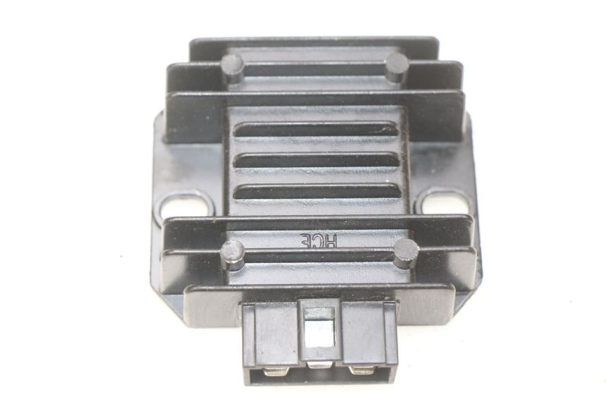 photo de REGOLATORE DI CARICA YAMAHA N-MAX NMAX 125 (2017 - 2020) - Zoom sullo stato d'uso