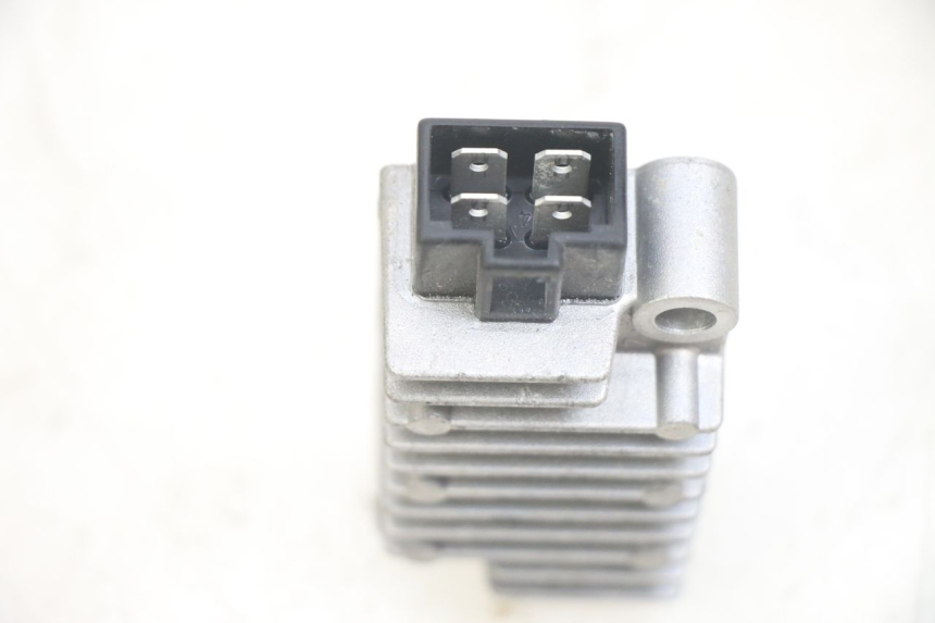 photo de REGOLATORE DI CARICA YAMAHA NEOS NEO'S 4T 50 (2008 - 2016) - Zoom sullo stato d'uso