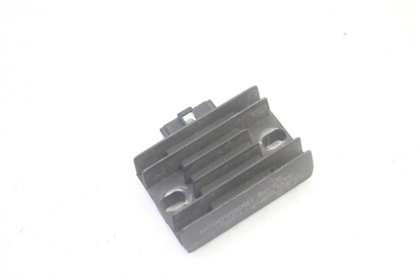 photo de REGOLATORE DI CARICA YAMAHA NEOS NEO'S 4T 50 (2008 - 2016) - Dettaglio del componente
