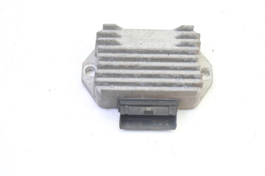 photo de REGOLATORE DI CARICA PIAGGIO NEW TYPHOON 50 (2010 - 2017) - Vista principale