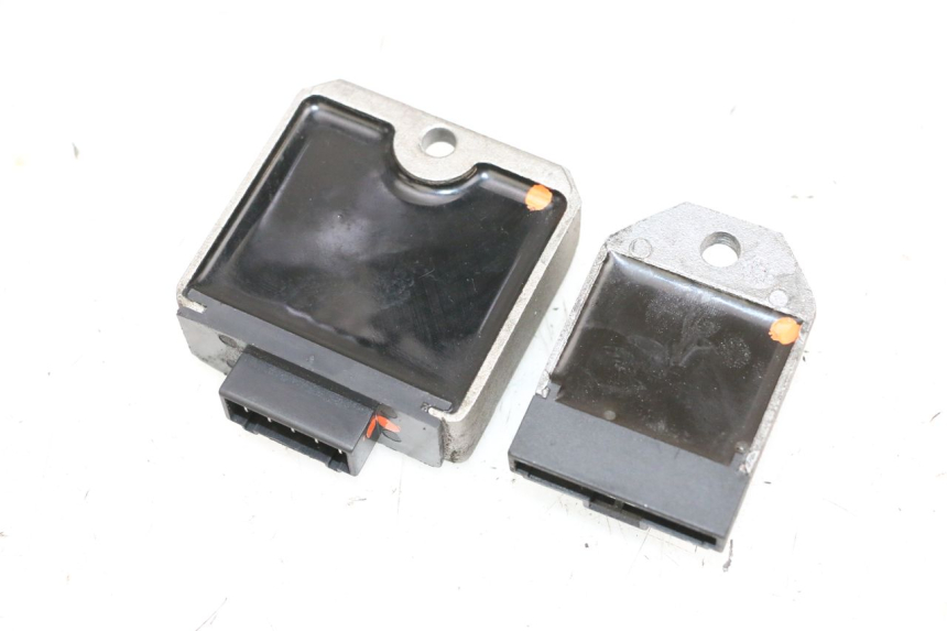 photo de REGOLATORE DI CARICA PIAGGIO NEW TYPHOON 50 (2018 - 2021) - Vista d'insieme del prodotto