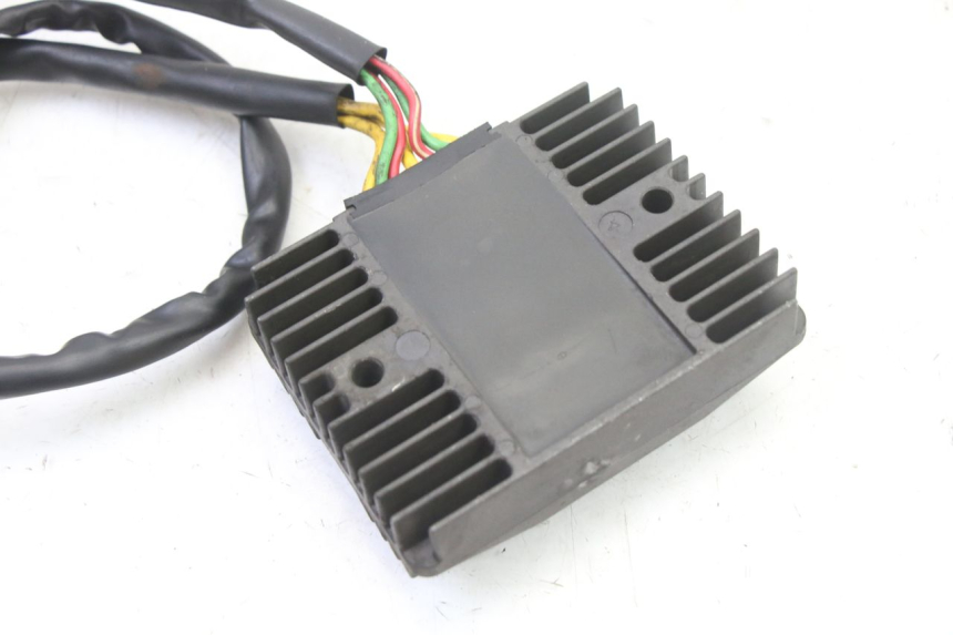 photo de REGOLATORE DI CARICA GILERA NEXUS 125 (2009 - 2013) - Primo piano tecnico