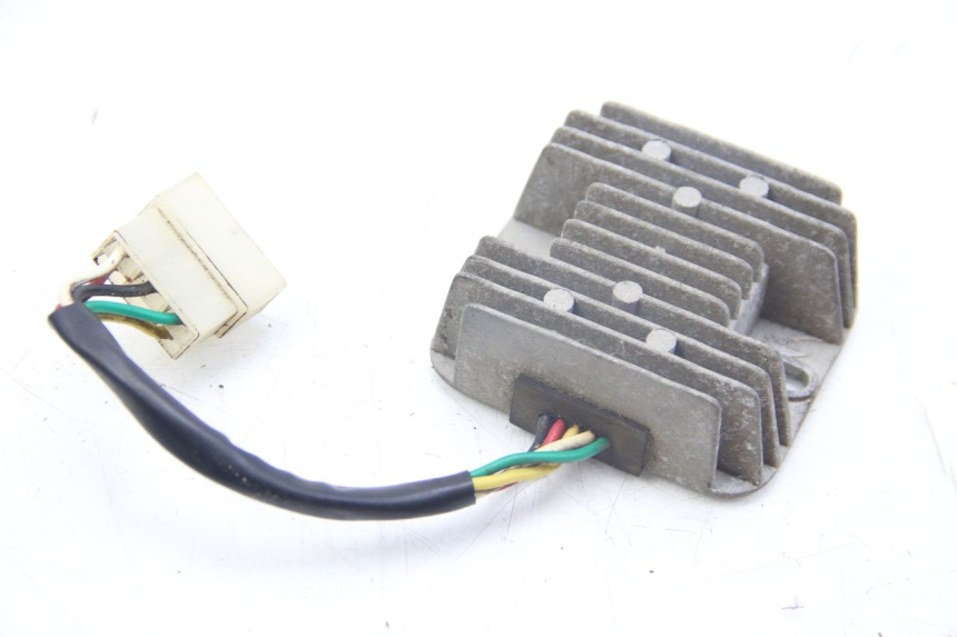 photo de REGOLATORE DI CARICA SELECT UP OCTALIS 125 (2007 - 2012) - Vista principale