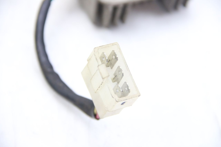 photo de REGOLATORE DI CARICA SELECT UP OCTALIS 125 (2007 - 2012) - Zoom sullo stato d'uso