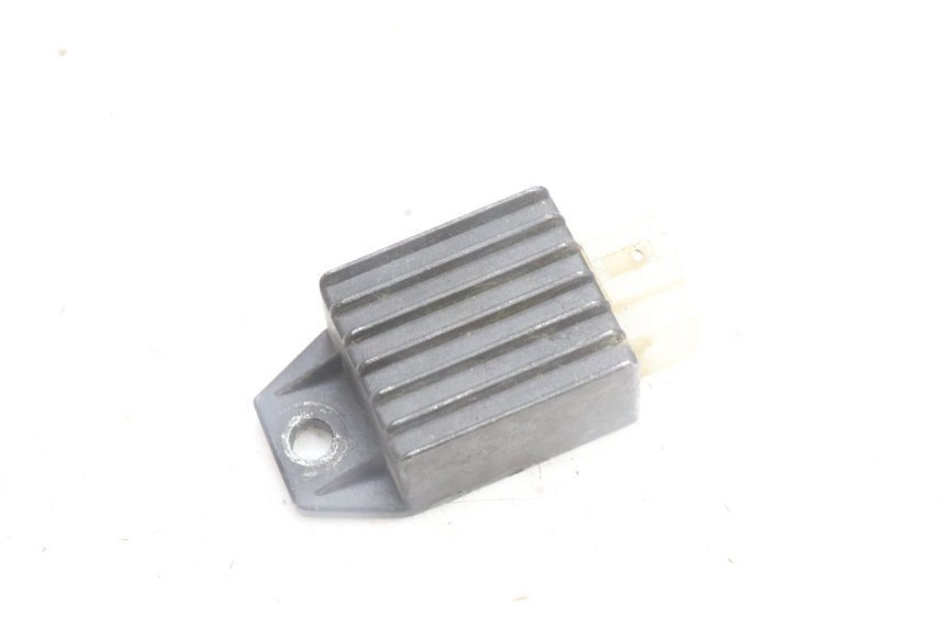 photo de REGOLATORE DI CARICA JM MOTORS OLDIES 4T 50 (2010 - 2020) - Dettaglio del componente