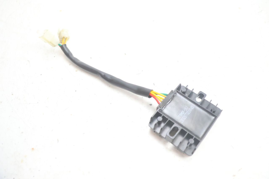 photo de REGOLATORE JM MOTORS OLDIES 4T 50 (2020 - 2026) - Altra angolazione