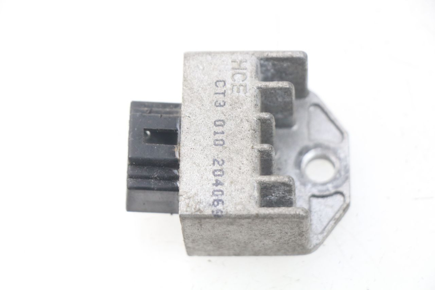 photo de REGOLATORE DI CARICA SYM ORBIT 2 4T 50 (2008 - 2017) - Vista principale