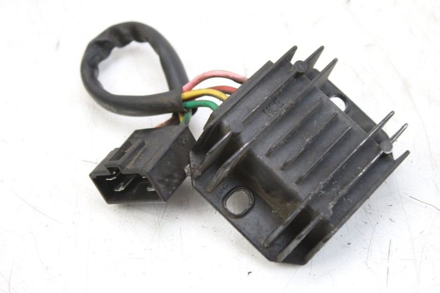 photo de REGOLATORE DI CARICA SYM ORBIT 2 4T 50 (2018 - 2022) - Dettaglio del componente