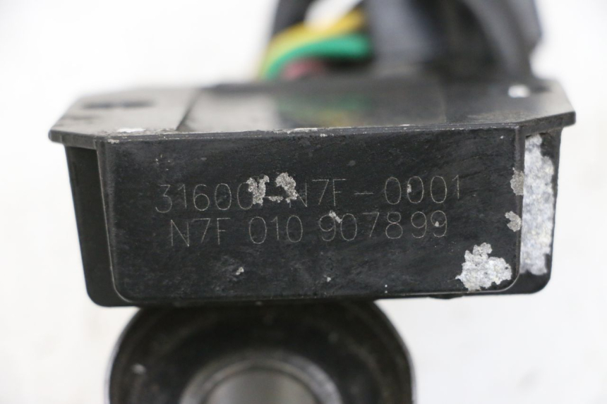 photo de REGOLATORE DI CARICA SYM ORBIT III 3 4T 50 (2018 - 2021) - Dettaglio del componente