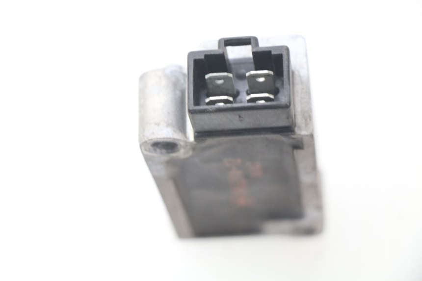 photo de Regolatore di carica MBK OVETTO 4T 50 (2008 - 2016) - Altra angolazione