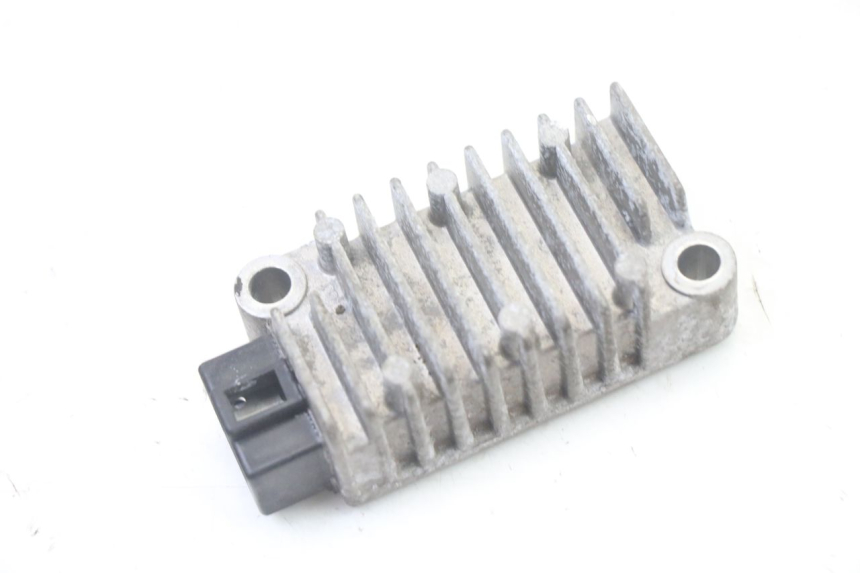 photo de Regolatore di carica MBK OVETTO 4T 50 (2008 - 2016) - Dettaglio del componente