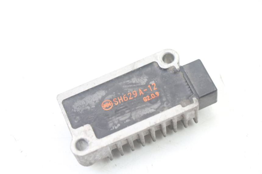 photo de Regolatore di carica MBK OVETTO 4T 50 (2008 - 2016) - Zoom sullo stato d'uso