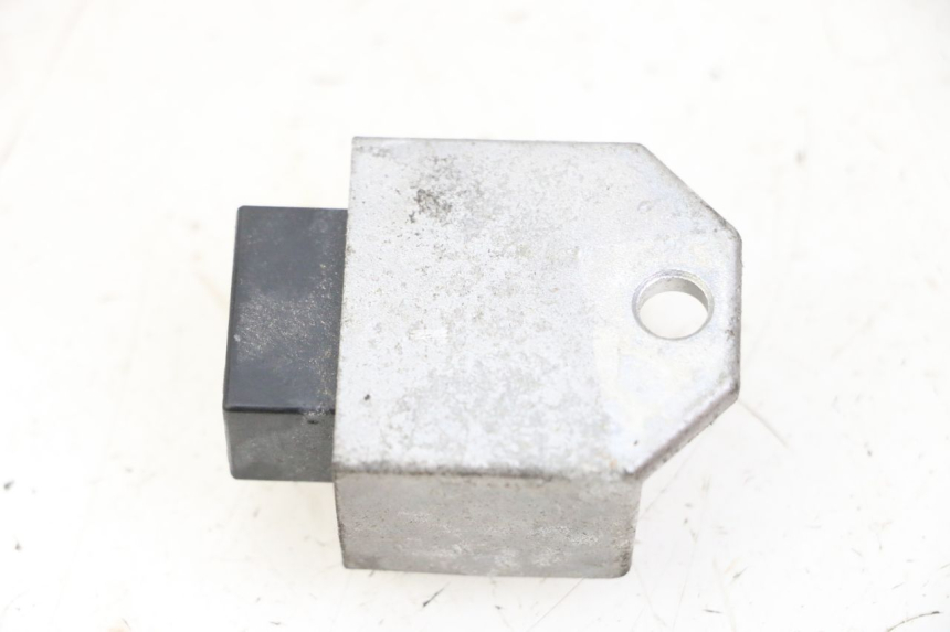 photo de REGOLATORE DI CARICA PEUGEOT CITYSTAR 50 (2013 - 2017) - Dettaglio del componente