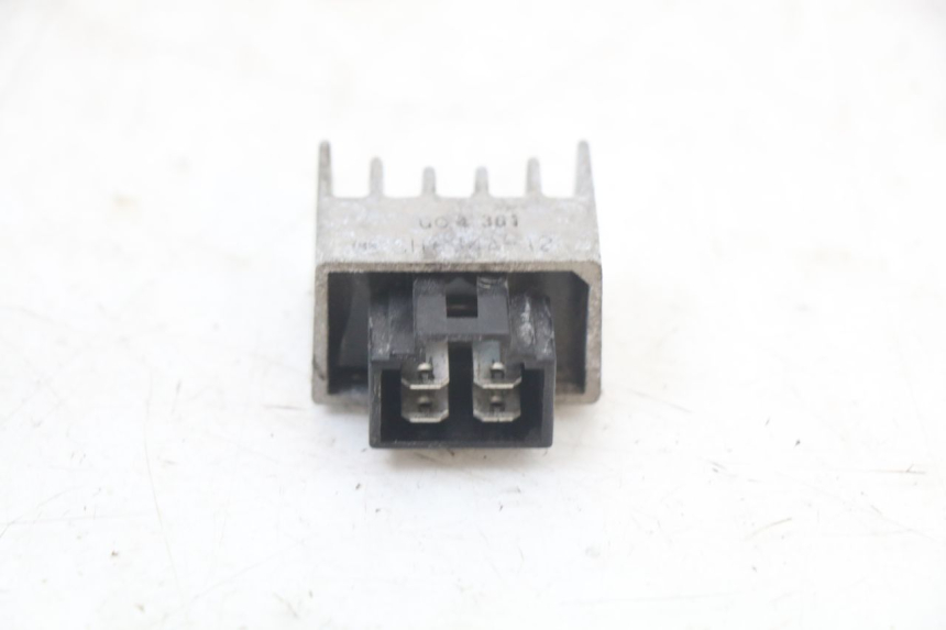 photo de REGOLATORE DI CARICA PEUGEOT ELYSTAR 50 (2002 - 2014) - Zoom sullo stato d'uso