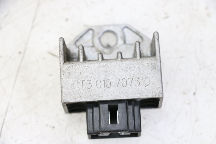 photo de REGOLATORE DI CARICA PEUGEOT KISBEE 4T 50 (2010 - 2017) - Vista principale