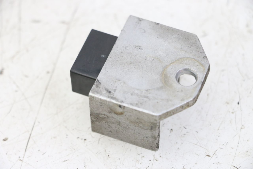 photo de REGOLATORE DI CARICA PEUGEOT KISBEE 4T 50 (2010 - 2017) - Dettaglio del componente